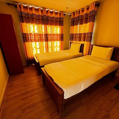 Blue Moon Hotel ヌワラ・エリヤ エクステリア 写真